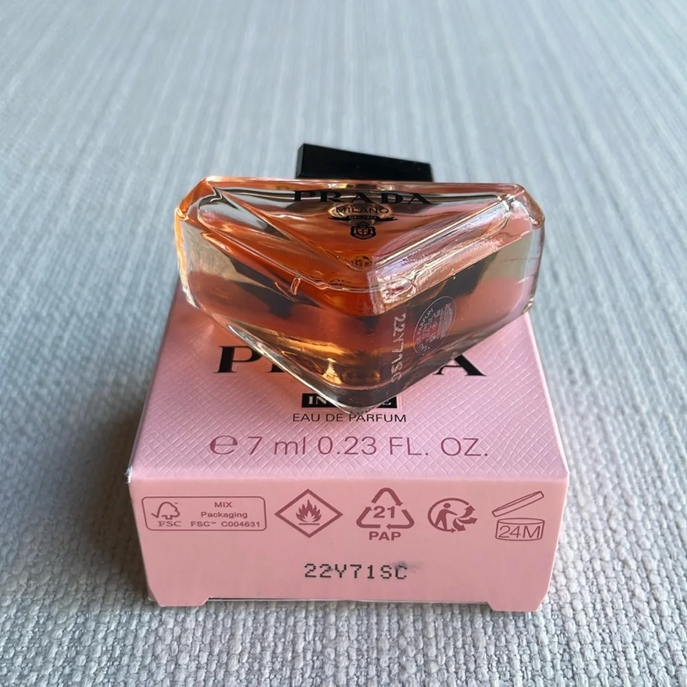 Prada paradoxe intense miniature in box